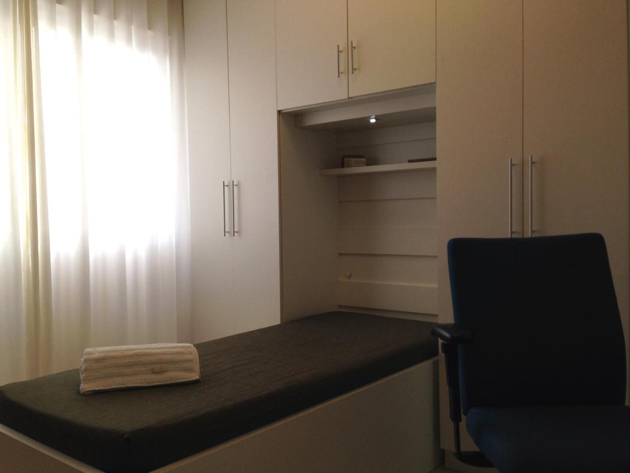 Suites E Quartos Na Avenida Carlos Gomes 阿雷格里港 外观 照片