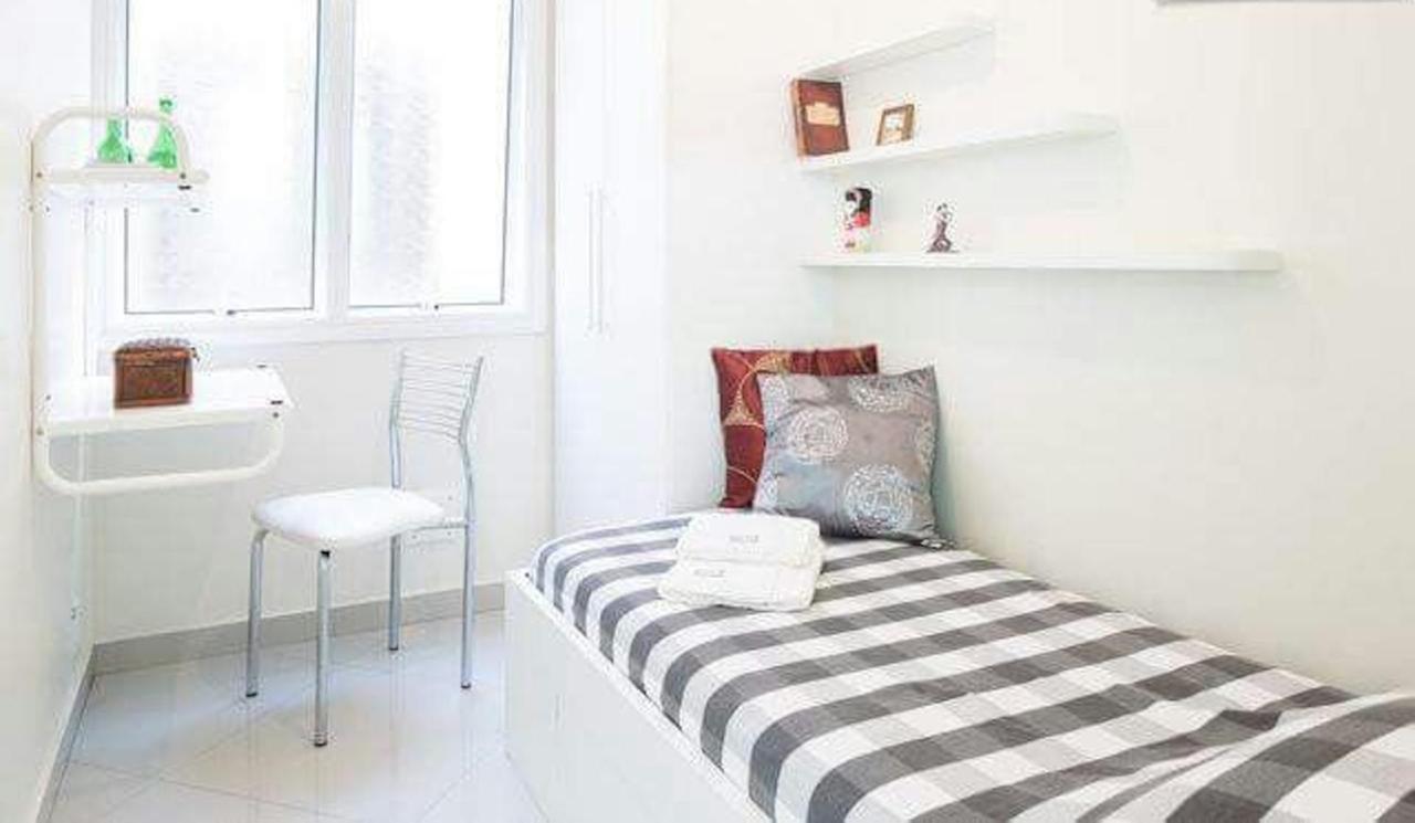 Suites E Quartos Na Avenida Carlos Gomes 阿雷格里港 外观 照片