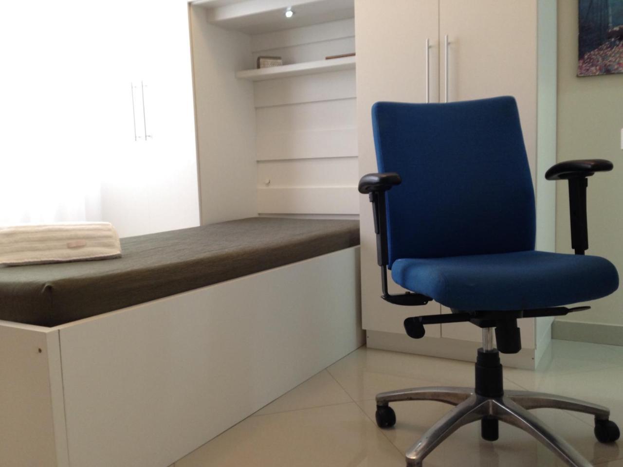 Suites E Quartos Na Avenida Carlos Gomes 阿雷格里港 外观 照片